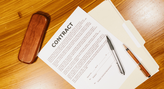 Image sur la conformité des contrats